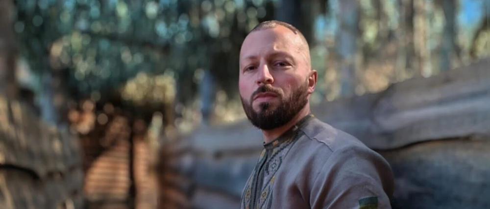 Oleksandr Zhuhan ist seit drei Jahren als Mörserschütze an der Front.