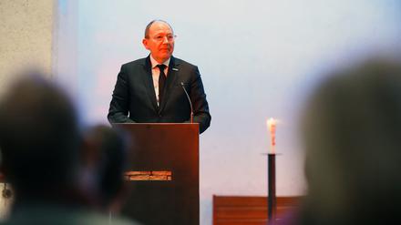 Oberbürgermeister Specht will sich mit dem Taxifahrer treffen. 