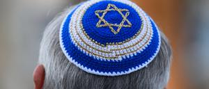 Sich mit einer Kippa öffentlich zu zeigen, gilt auch in Brandenburg als problembehaftet.
