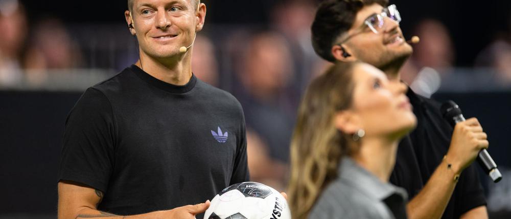 Toni Kroos macht bei seiner Icon League mit.