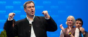 Gut Gebrüllt: CSU-Chef Markus Söder wird beim Politischen Aschermittwoch in Passau bejubelt. 