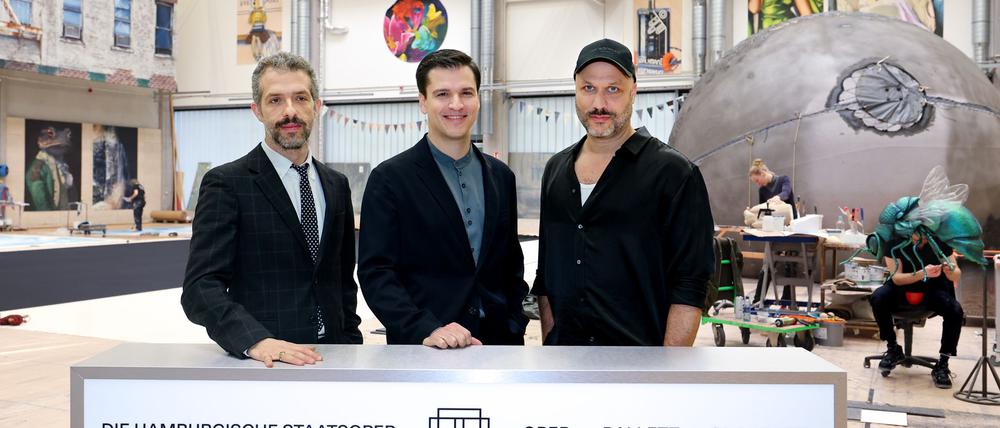 Mit dem Führungsteam Omer Meir Wellber, Demis Volpi und Tobias Kratzer beginnt eine neue Ära an der Hamburgischen Staatsoper.