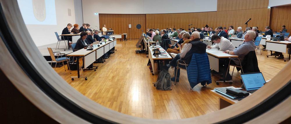 Die Stadtverordneten tagen in der IHK.