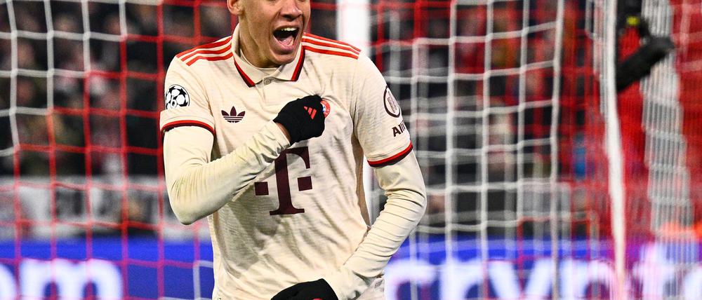 Auch das Duell mit Wirtz entscheidet Musiala für sich.  