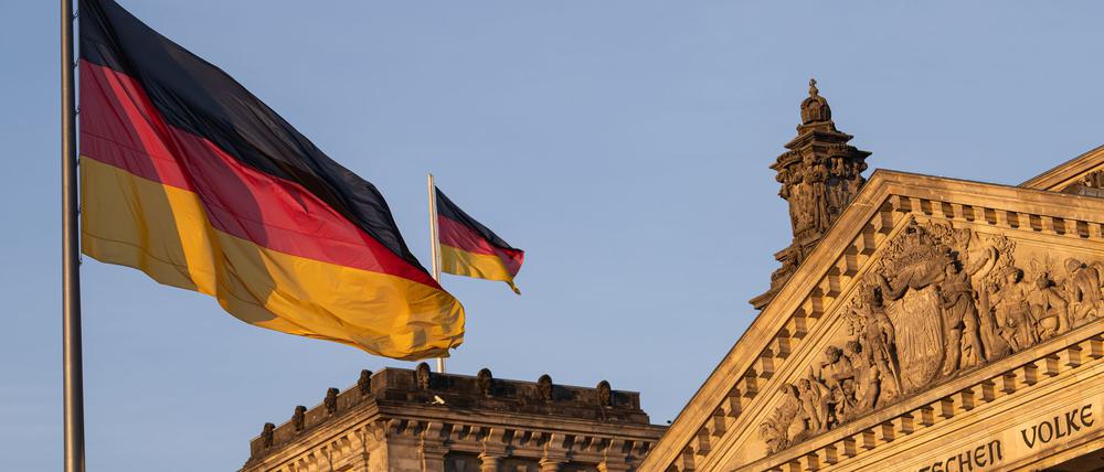 Ein neuer Bundestag ist gewählt, aber der alte tritt noch einmal in Aktion.