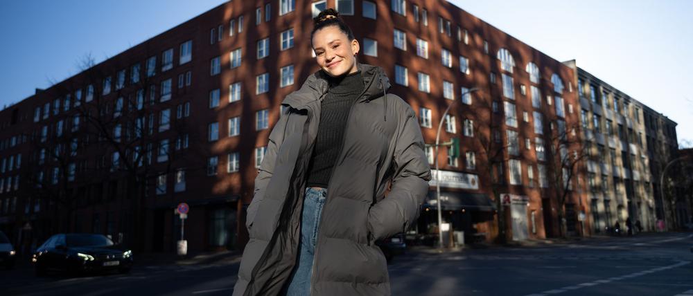 Model Betty Taube beichtet im Podcast „OKF - Ortskontrollfahrt“ ihre wilden Jugenderlebnisse.