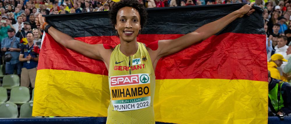 Beobachtet nicht nur als Politikwissenschaftlerin die Entwicklung in Deutschland mit Sorge: Malaika Mihambo.
