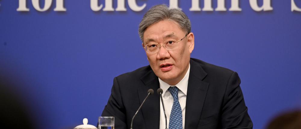 Chinas Handelsminister Wang wirbt für Austausch mit den USA zu den erhobenen Zöllen.
