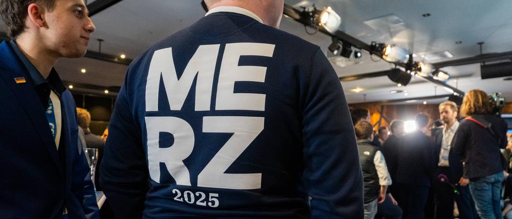 Junge Union kritisiert Parteichef Friedrich Merz wegen der Schuldenpolitik.