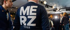 Junge Union kritisiert Parteichef Friedrich Merz wegen der Schuldenpolitik.