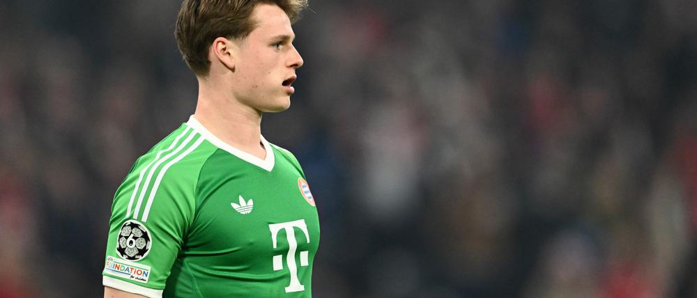 Der frühere Kölner Jonas Urbig gab sein Debüt für die Bayern in der Champions League.
