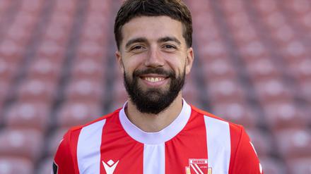 Dominik Pelivan hat seinen Vertrag bei Energie Cottbus verlängert.