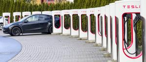 Tesla-Ladestation