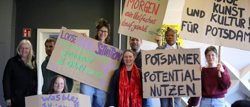 Vertreter aus Kultur, Kinder- und Jugendhilfe sowie Verkehr und Integration wollen am 22. März gemeinsam gegen die Sparpläne auf die Straße. 