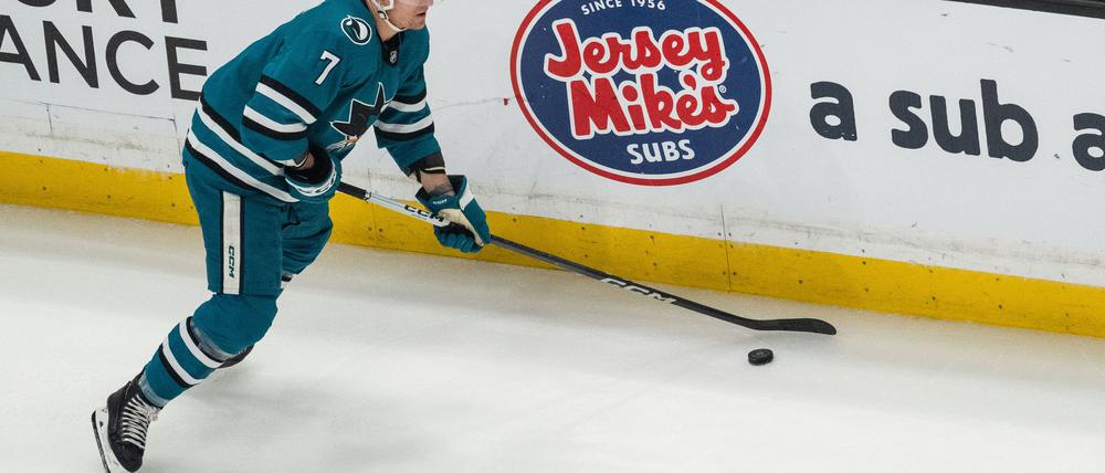 Eishockey-Nationalspieler Nico Sturm wechselt von den San Jose Sharks zu den Florida Panthers.