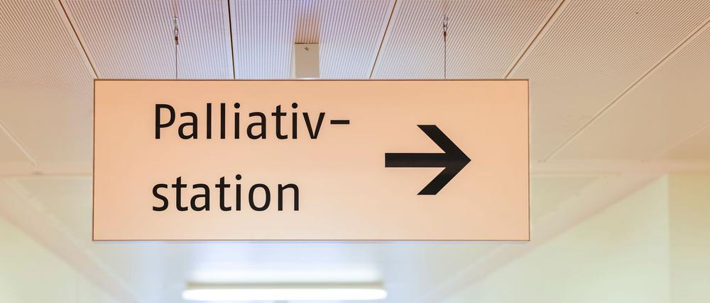 Neues Angebot für schwerstkranke Patienten: In Brandenburg werden vier palliativmedizinische Tageskliniken aufgebaut. (Symbolbild) 