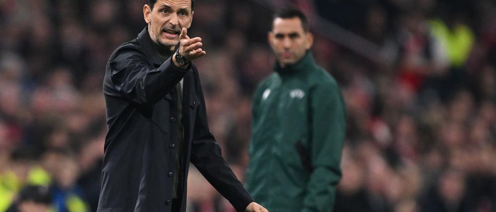 Eintracht-Coach Dino Toppmöller hofft auf Erfolgserlebnis gegen Union