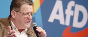 AfD-Vize Stephan Brandner kündigt juristische Schritte an, um die Sondersitzungen des Bundestags zu stoppen.