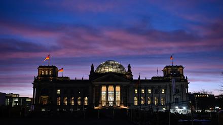 Das Reichstagsgebäude des Deutschen Bundestages.