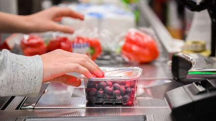 Viele Lebensmittel sind in den vergangenen Jahren deutlich teurer geworden. Deshalb achten viele Kunden stark auf die Preise.