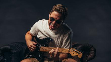 Steht mit „Wackelkontakt“ weiter an der Spitze der Charts: Der Musiker Oimara.