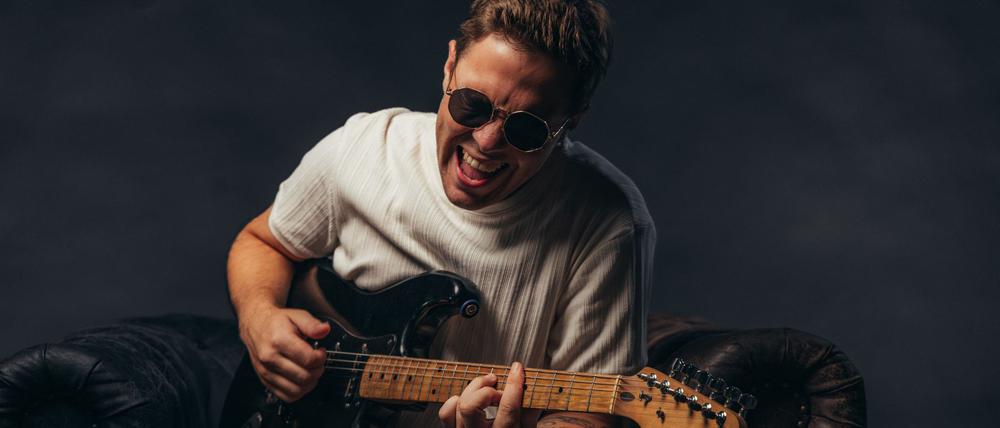 Steht mit „Wackelkontakt“ weiter an der Spitze der Charts: Der Musiker Oimara.