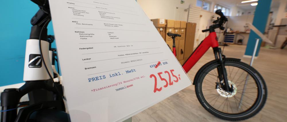 „Stromverkehr Potsdam“. Das Luxusfahrradgeschäft in der Potsdamer Innenstadt schließt.