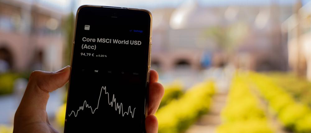 Mit dem MSCI World investieren Anleger in knapp 1400 Unternehmen aus 23 Industrieländern.