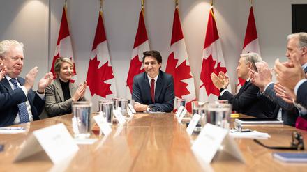 Kanadas Premierminister Justin Trudeau macht den Weg frei.
