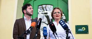 Franziska Brantner and Felix Banaszak rechnen mit Merz ab.