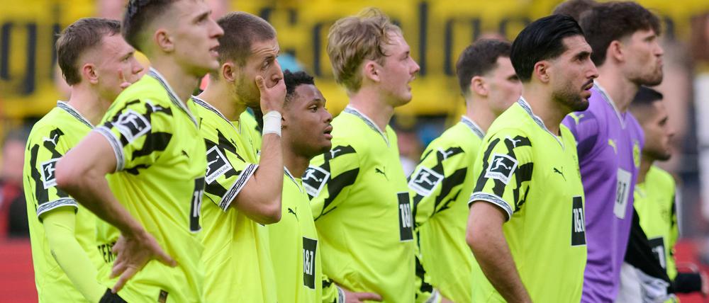 Mal wieder ein Rückschlag für den BVB: Im Sommer könnten einige Spieler gehen müssen. 
