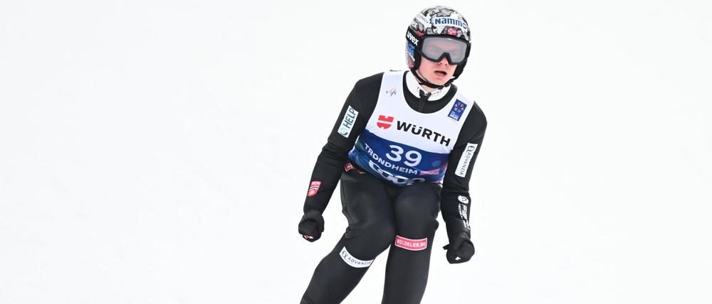 Der Anzug des Norwegers Marius Lindvik wurde illegal verändert, für ein besseres Gefühl in der Luft.