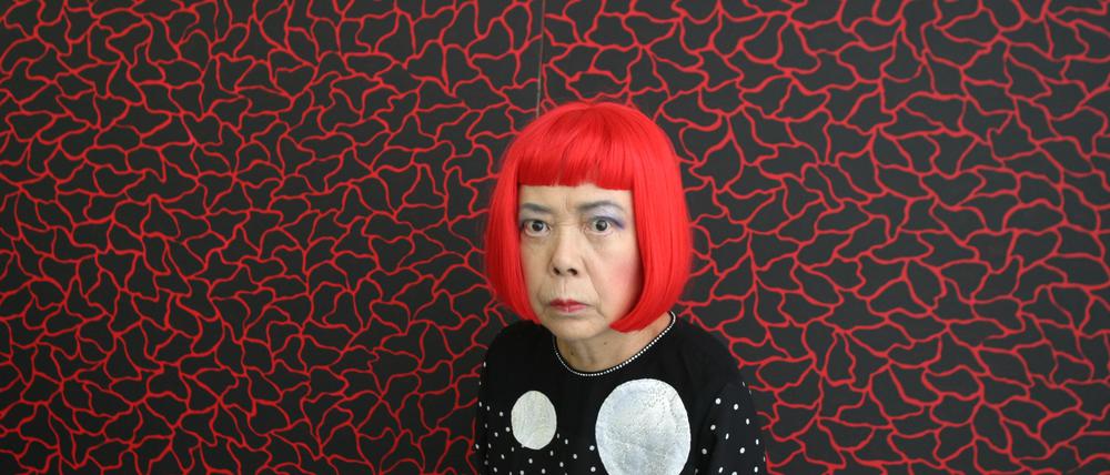Yayoi Kusama (geb. 1929) ist sie eine der teuersten Künstlerinnen der Welt und Liebling der Instagramer.