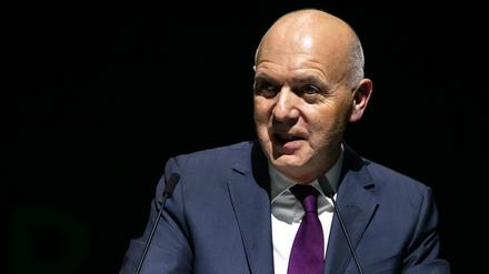 DFB-Präsident Bernd Neuendorf hofft auf den Zuschlag für die EM 2029.