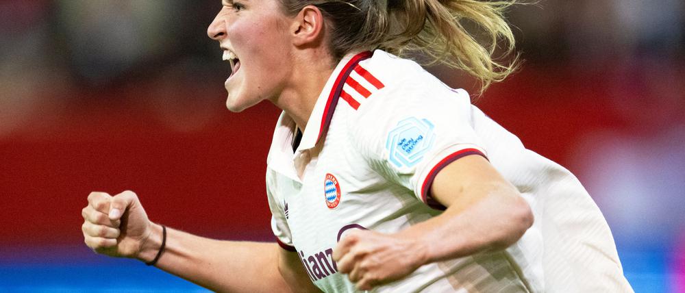 Nationalspielerin Sydney Lohmann erzielte in Köln das 3:0 für die Münchnerinnen.
