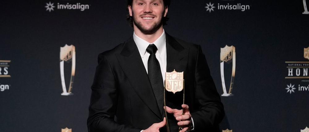Josh Allen wurde erstmals zum MVP gewählt - das hat sich nun auch finanziell gelohnt für den Quarterback der Bills.