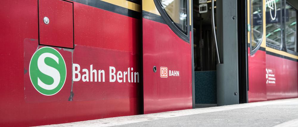 Auf mehreren Berliner S-Bahn-Linien kommt es derzeit zu Störungen im Verkehr. (Symbolbild)