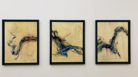 Blick in die Ausstellung „Cross Winds“ der Malerin Jac Carley in der TAA Galerie in der Berliner Fasanenstraße.
