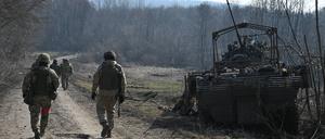 Russische Soldaten in der Region Kursk. In den vergangenen Tagen gelang es Wladimir Putins Truppen, immer mehr Dörfer zurückzuerobern.