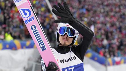 Der norwegische Skispringer Johann André Forfang beteuert seine Unschuld. Doch an diese glaubt niemand so recht.