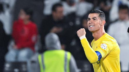 Cristiano Ronaldo erzielte in seiner Profilaufbahn schon sage und schreibe 927 Pflichtspieltore.