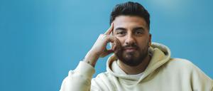 Social-Media-Star Tahsim Durgun im Tagesspiegel-Interview zum Erscheinen seines ersten Buchs „Mama, bitte lern Deutsch“