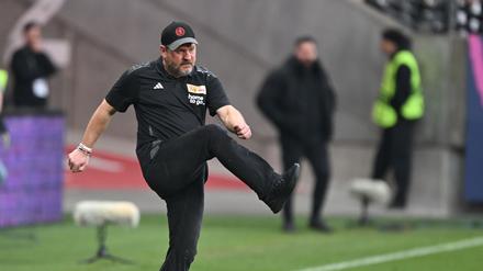 Union-Trainer Steffen Baumgart wird gegen Bayern München nicht an der Seitenlinie stehen.