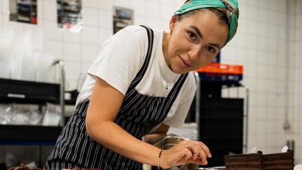 Der ukrainischen Konditorin Snizhana Ozeryana gelang in Berlin die Gründung eines Unternehmens. Sie belieferte unter anderem die Berlinale mit Torten.