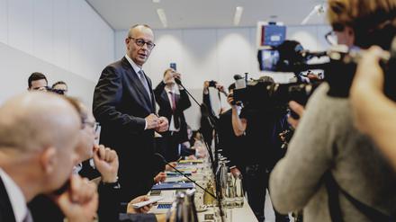 Friedrich Merz, CDU-Parteivorsitzender und Kanzlerkandidat, aufgenommen vor der Konstituierenden Fraktionssitzung der CDU/CSU nach der Bundestagswahl in Berlin.
