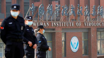 Sicherheitspersonal am Wuhan Institute of Virology.