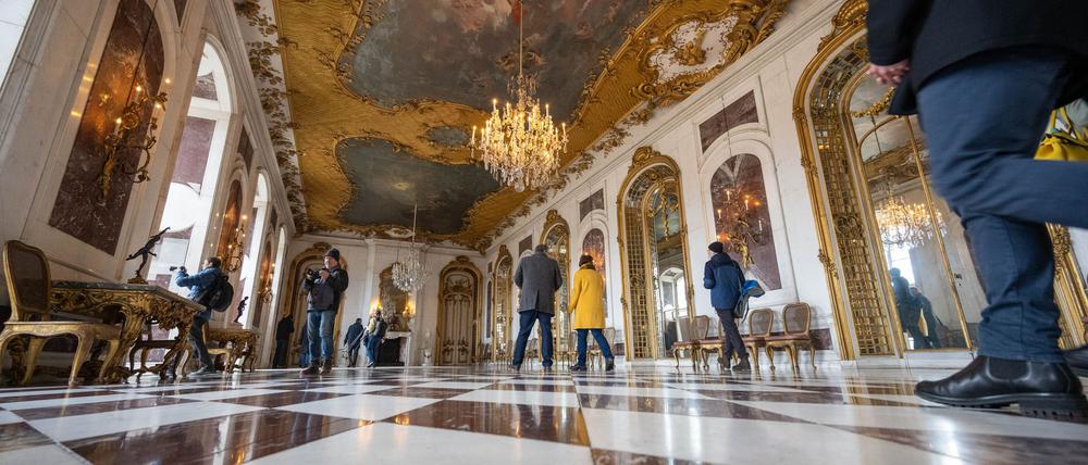Das Neue Palais ist eines der prunkvollsten Bauten in Potsdam.