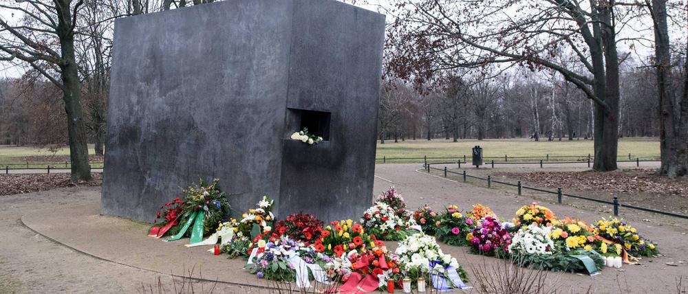 Das Denkmal für die im Nationalsozialismus verfolgten Homosexuellen im Tiergarten.