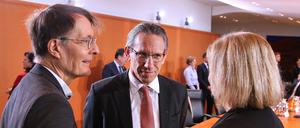 Bundesminister für Gesundheit Karl Lauterbach, SPD, Bundesminister der Finanzen Jörg Kukies, SPD, Bundesministerin des Innern und für Heimat Nancy Faeser, SPD, im Januar 2025