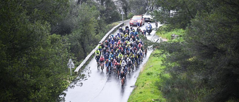 Auch im vergangenen Jahr gab es schlechtes Wetter bei Paris-Nizza.